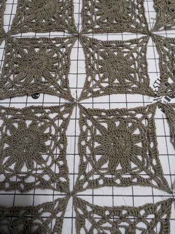 21 Lace Crochet Granny Squares + 3 Half Squares + Matching Yarn
