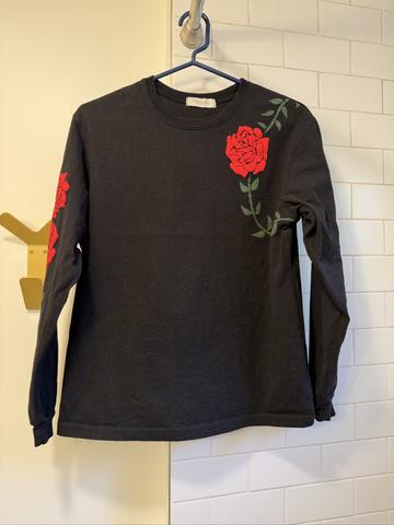 Rose graphic long sleeve tee