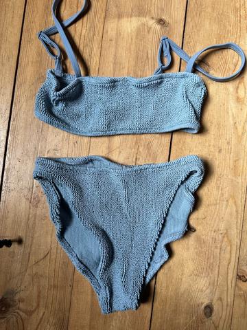 Poise standard waist two-piece
