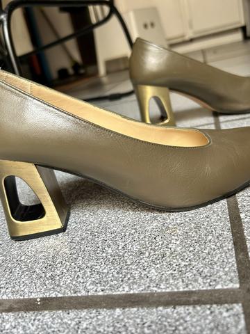 chunky cutout heel