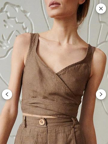 Soja Wrap Top (runs small, fits ~ size M)