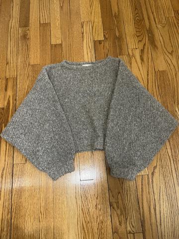 Balloon sleeve sweater