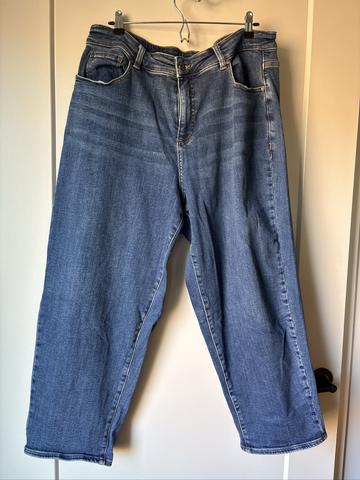 Straight leg jeans
