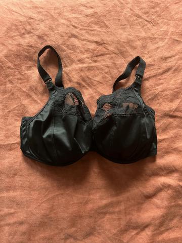 2 34I Lacy Nursing Bras