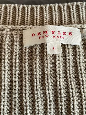 Sweater vest