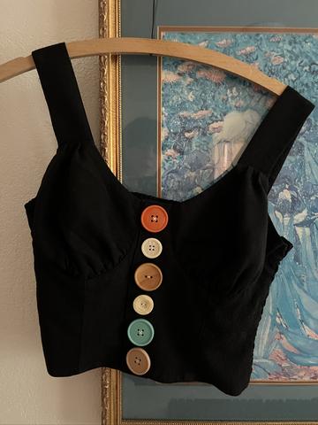Big Button Tank