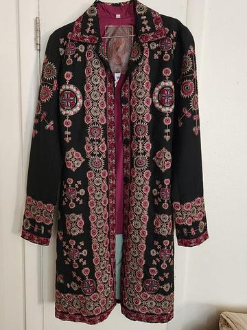 Biya 100% silk embroidered coat