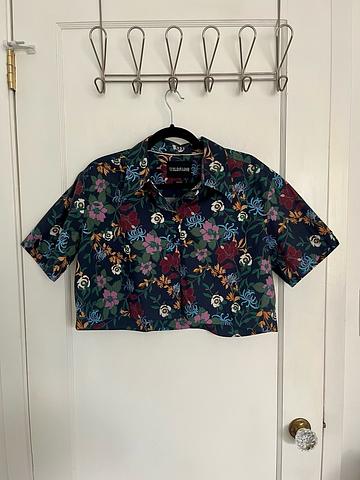 The Essential Cropped Button Up