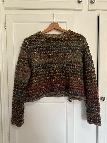 Crop sweater