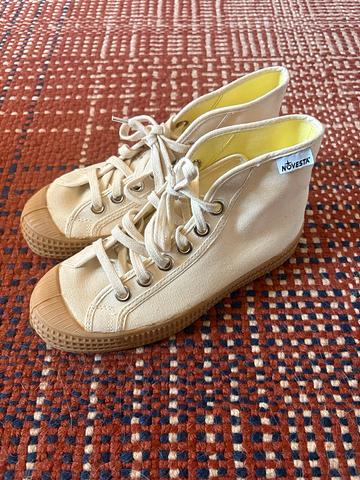 Novesta Star Dribble