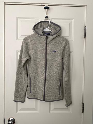 Patagonia full zip hoody better sweater