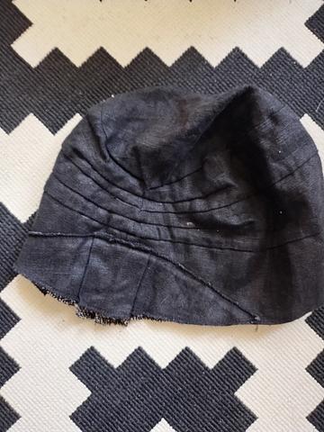Cloche hat