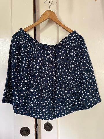 Flouncy skirt