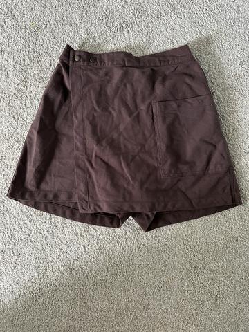 Utility skort