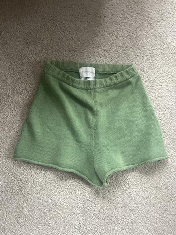 knit green shorts