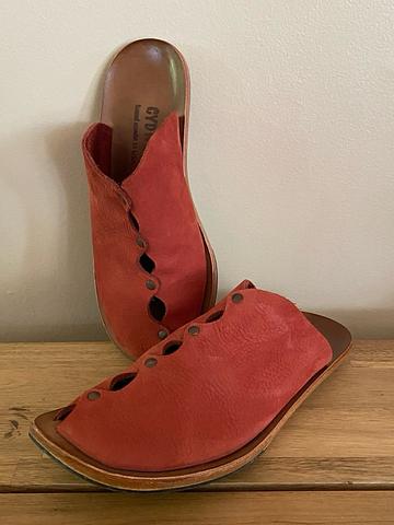 Salt sandal
