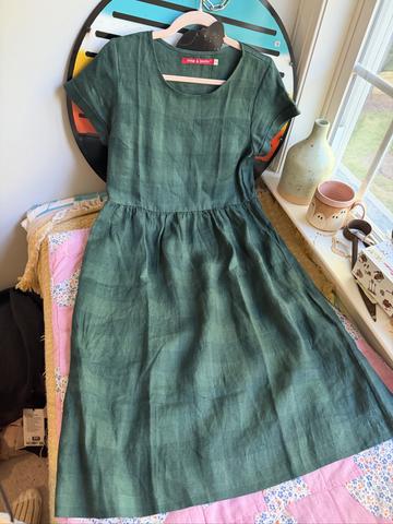 Pyne & Smith No. 15 Linen Day Dress in Woodland Green Check