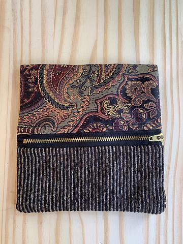 pouch