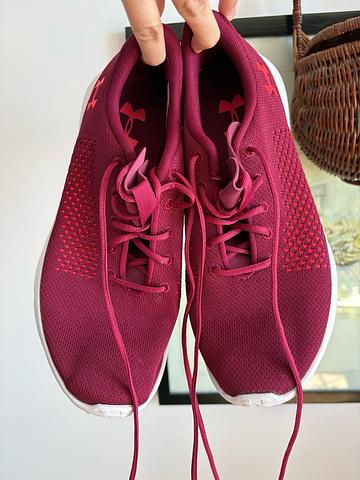 Running shoes