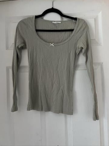 Romy tee