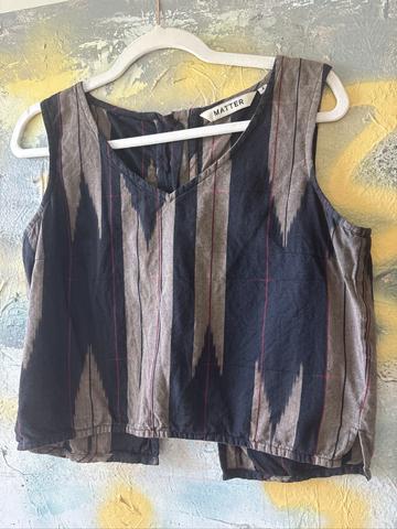 Button back top