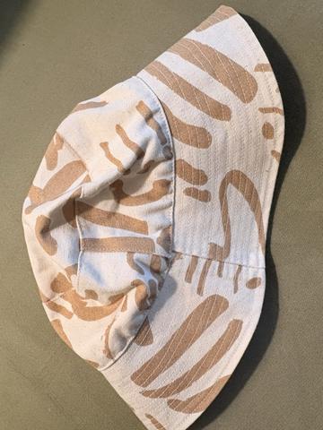 Bucket hat