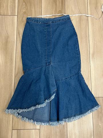 Denim skirt