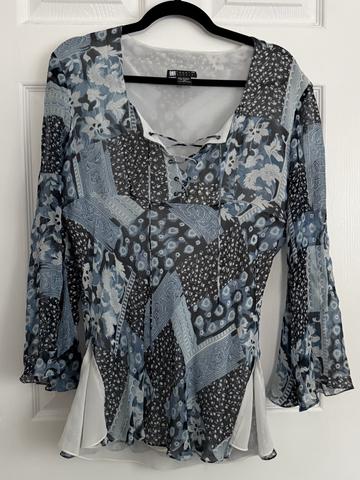 Patchwork lace-up bell sleeve shirt