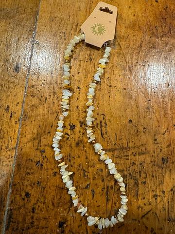 Pearl and stone chip necklace