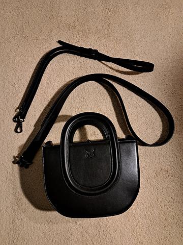 Qimu Qualia Vegan Apple Leather Crossbody