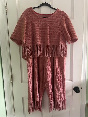 Pink fringe set