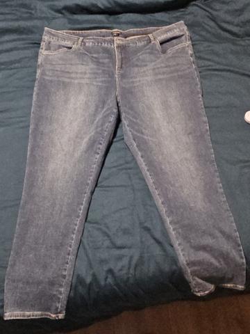 Straight Leg Jeans - Size L/28 - Stretchy!