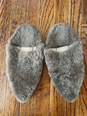 A Bronze Age Dahlia Luxe Shearling Slide