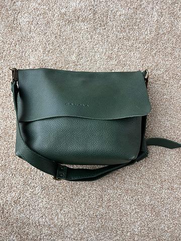 Calma Leather Purse