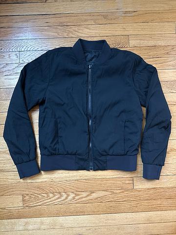 Non-stop bomber reversible