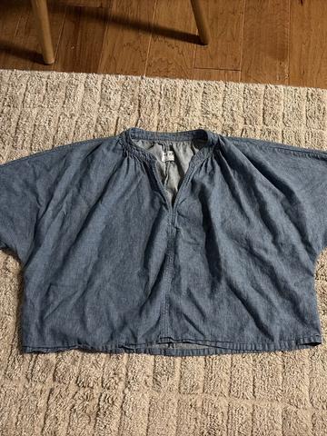 Lily top