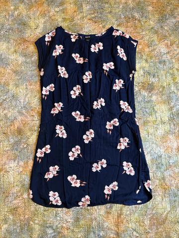 Dress with pockets