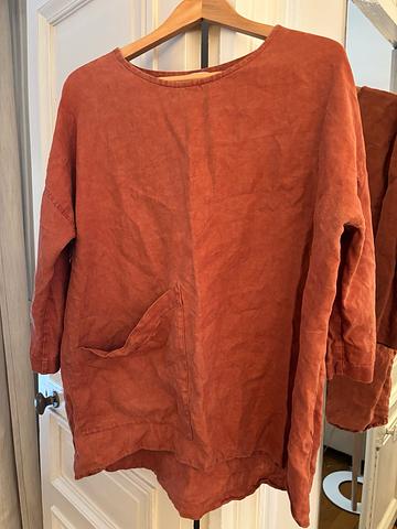 ES Harper Tunic Long Sleeve rust linen OSM