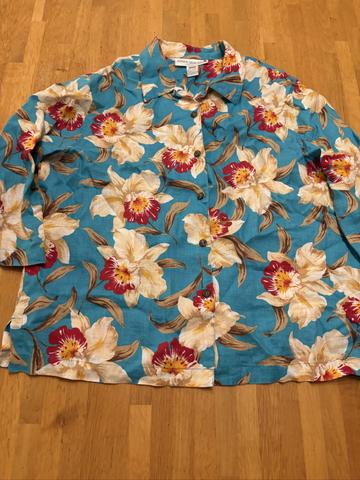 Linen Button Up