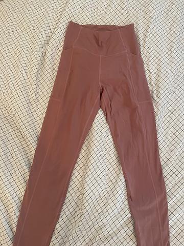 Compressive High-Rise Pocket Leggings