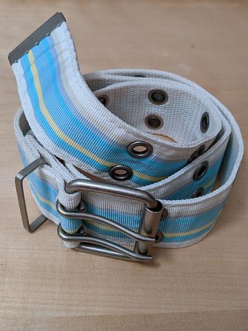Y2k/2000s blue & white stripe canvas belt with silver buckle & grommets