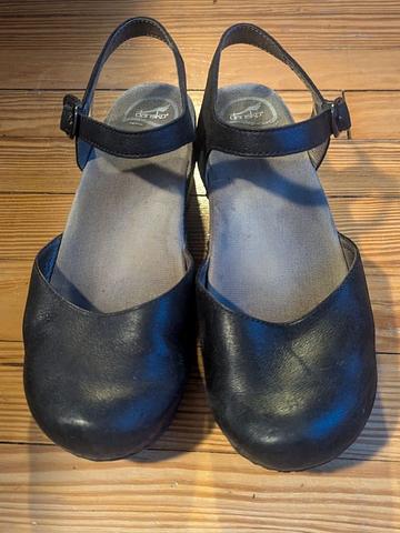 clogs