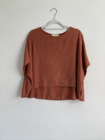 Linn Tee