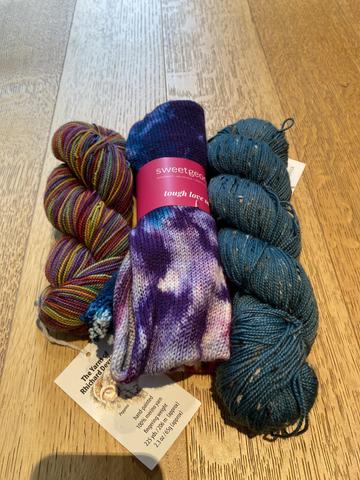 Hand dyed yarn bundle