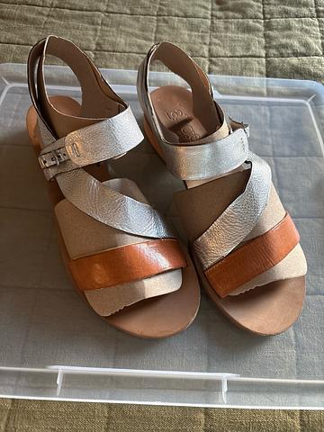 Latigo tan & silver sandals