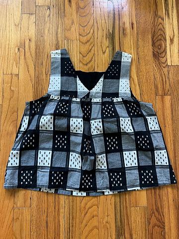 Dahlia top