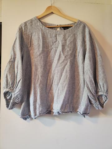 Pinstripe baloon sleeve top
