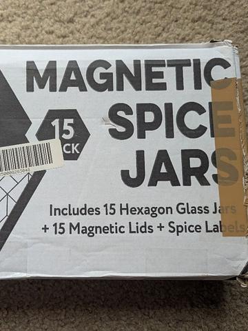Small Jars with Magnet Lids