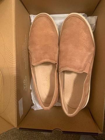 Slip on sneakers