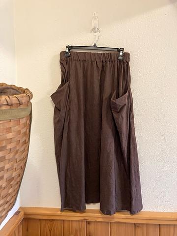 Deep pocket bias skirt